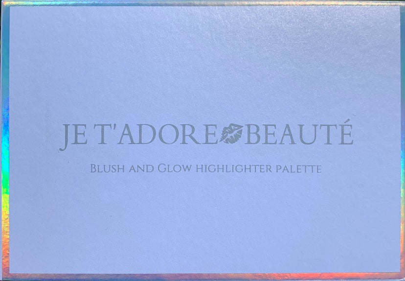 Blush and Glow Highlighter Palette JE T’ADORE BEAUTÈ